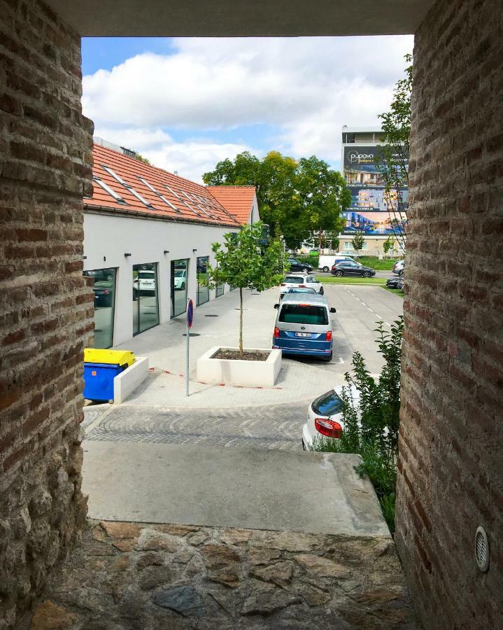 Penzion Elements Trnava Bagian luar foto